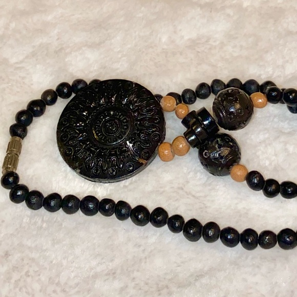 Wood and leather jewelry - Picture 6 of 13